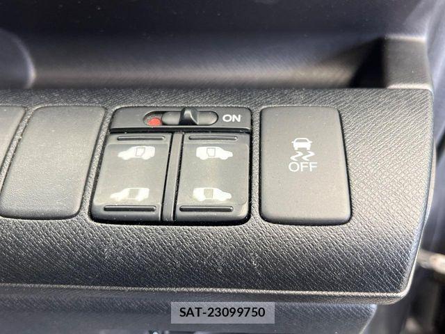 Honda STEP WGN 2011-11 8661773-5