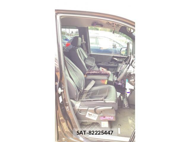 Honda STEP WGN 2010-01 8661778-13