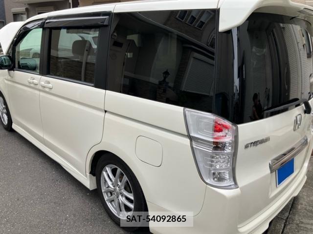 Honda STEP WGN 2009-12 8661772-2