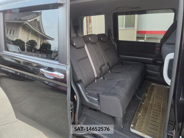 Honda STEP WGN 2012-06 8666956-13