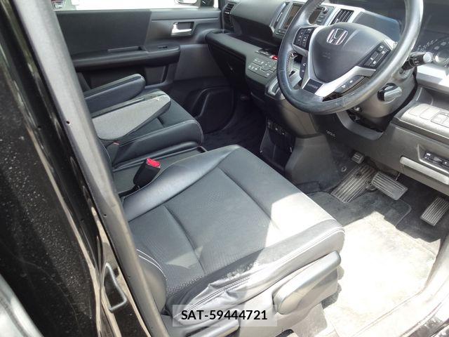 Honda STEP WGN 2013-08 8661769-5