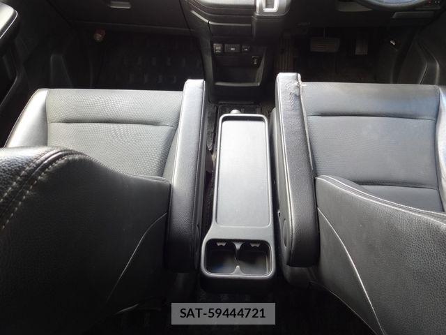 Honda STEP WGN 2013-08 8661769-6