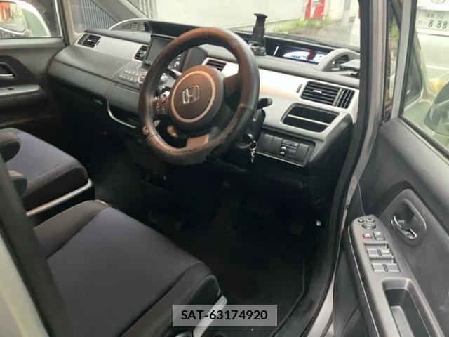 Honda STEP WGN 2007-11 8661777-11