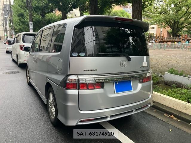 Honda STEP WGN 2007-11 8661777-4