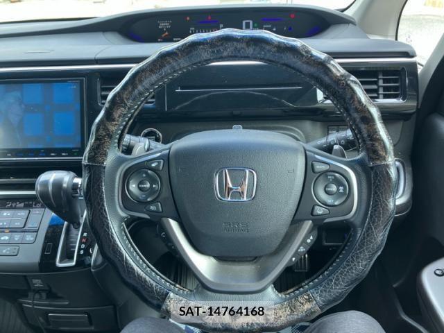 Honda STEP WGN 2018-01 8661756-13