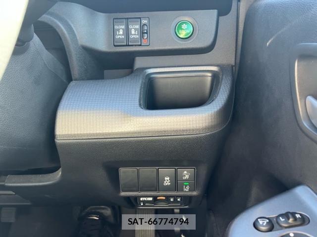 Honda STEP WGN 2020-09 8661754-16