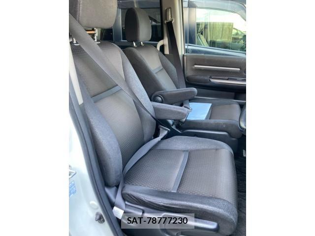 Honda STEP WGN 2021-10 8666952-11