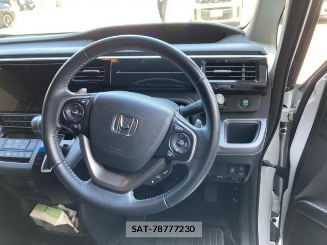 Honda STEP WGN 2021-10 8666952-13