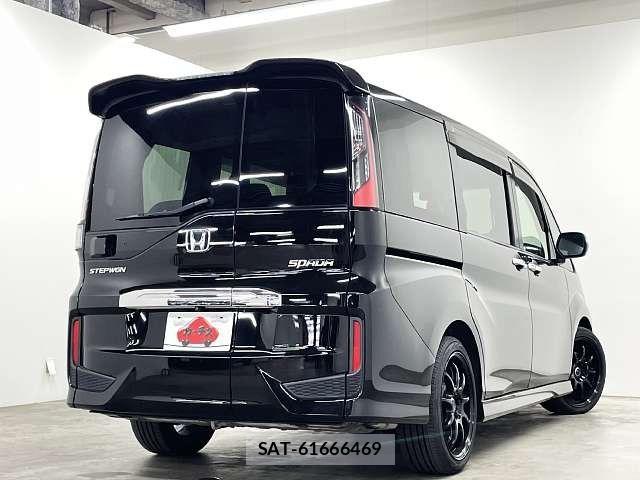 Honda STEP WGN 2016-03 8661759-2