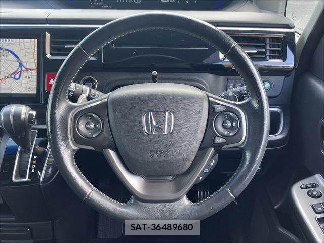 Honda STEP WGN 2016-09 8666953-12