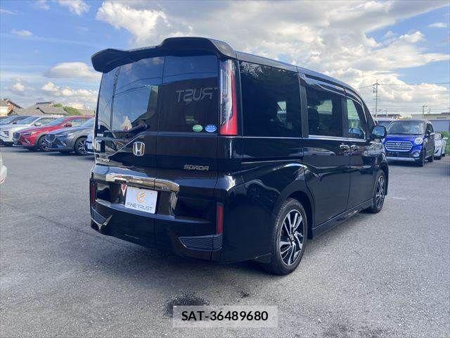 Honda STEP WGN 2016-09 8666953-22