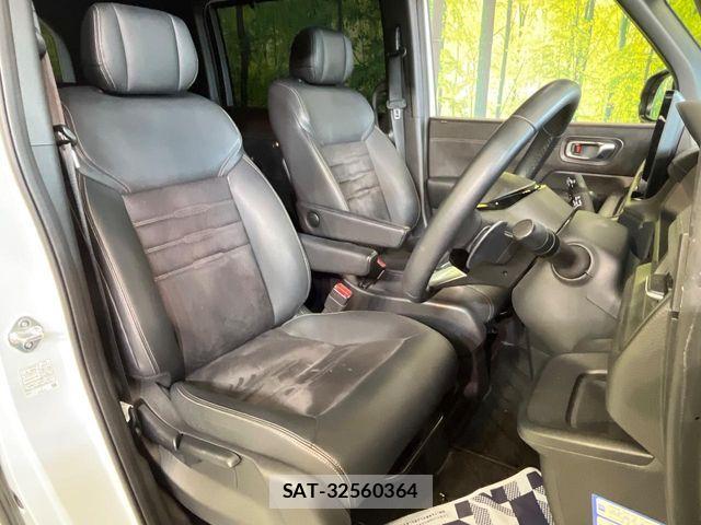 Honda STEP WGN 2022-08 8666951-7