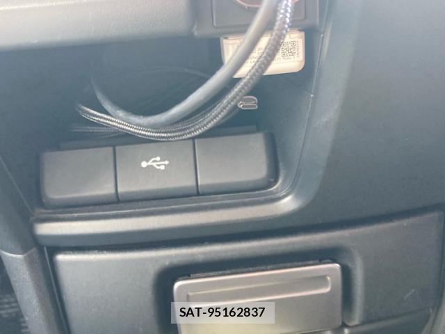 Honda STEP WGN 2017-10 8661763-22
