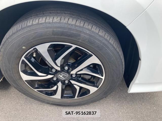 Honda STEP WGN 2017-10 8661763-2