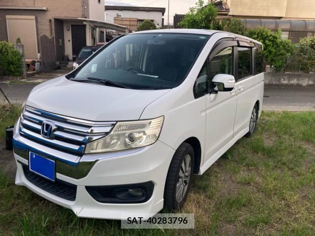 Honda STEP WGN 2013-09 8666957-1