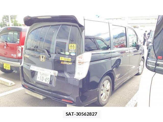 Honda STEP WGN 2011-12 8661774-3