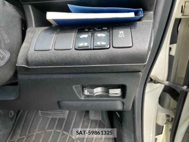 Honda STEP WGN 2010-02 8661780-8