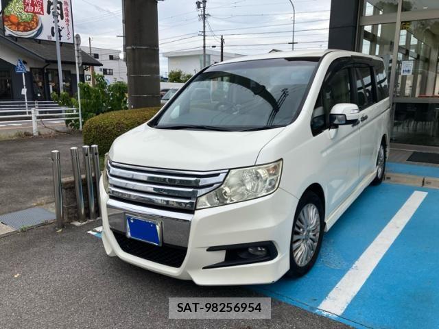 Honda STEP WGN 2012-03 8661776-0