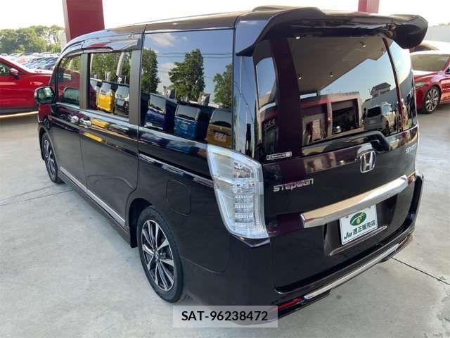 Honda STEP WGN 2013-12 8686660-9