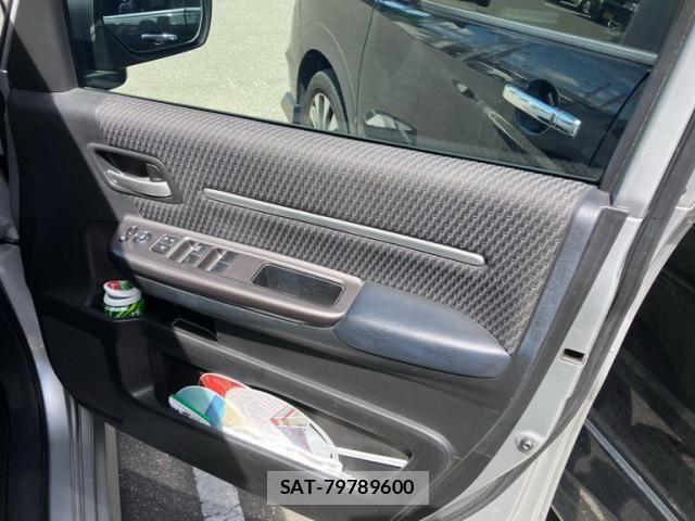 Honda STEP WGN 2016-03 8686659-10