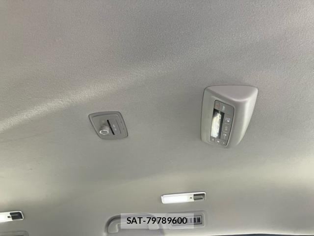 Honda STEP WGN 2016-03 8686659-13