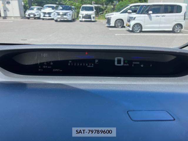 Honda STEP WGN 2016-03 8686659-18