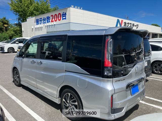 Honda STEP WGN 2016-03 8686659-3