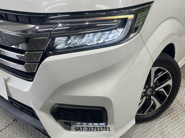 Honda STEP WGN 2020-03 8686655-13
