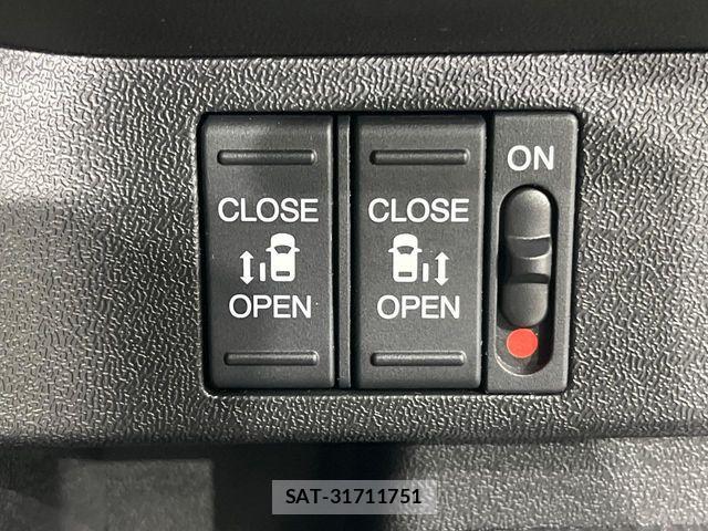 Honda STEP WGN 2020-03 8686655-5