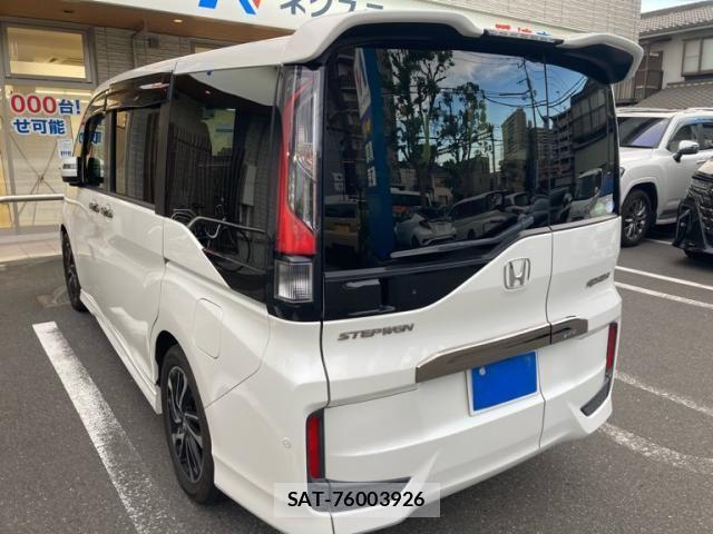 Honda STEP WGN 2016-02 8746056-3