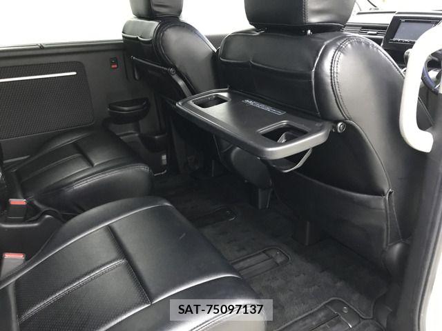 Honda STEP WGN 2017-08 8746049-9