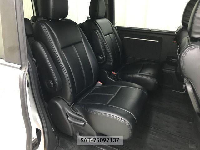 Honda STEP WGN 2017-08 8746049-7