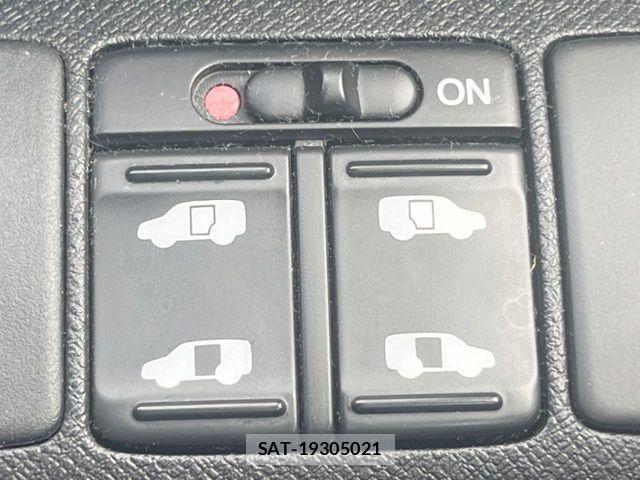 Honda STEP WGN 2012-03 8746075-5