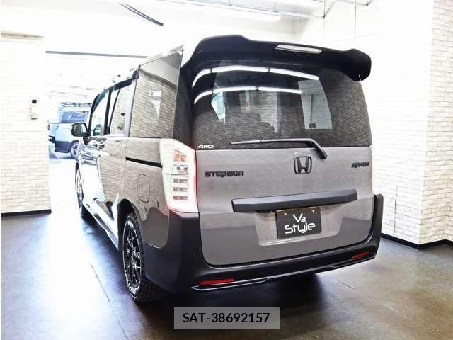 Honda STEP WGN 2013-09 8746050-15