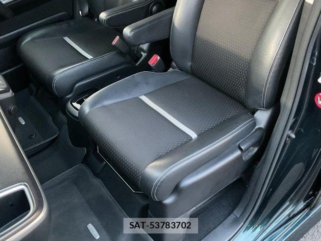 Honda STEP WGN 2021-06 8746045-10