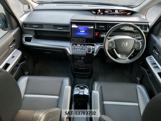 Honda STEP WGN 2021-06 8746045-1