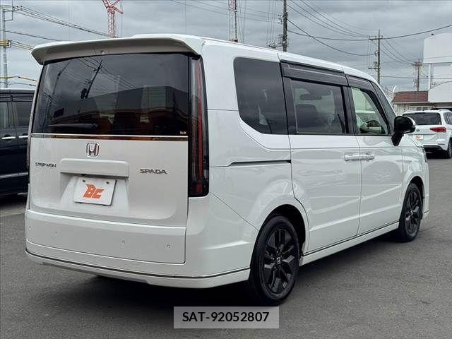 Honda STEP WGN 2024-06 8746044-14