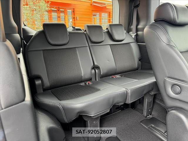 Honda STEP WGN 2024-06 8746044-21