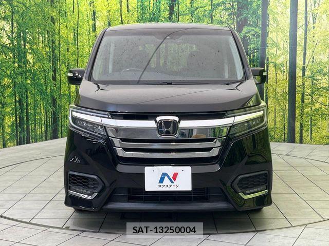 Honda STEP WGN 2018-06 8746047-14