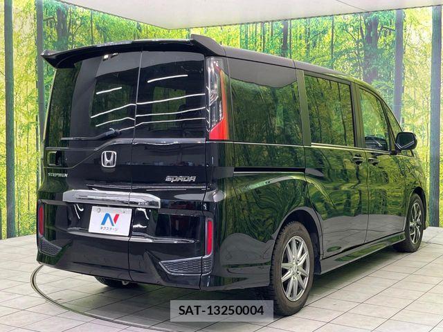 Honda STEP WGN 2018-06 8746047-16