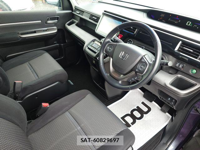 Honda STEP WGN 2016-03 8746054-11