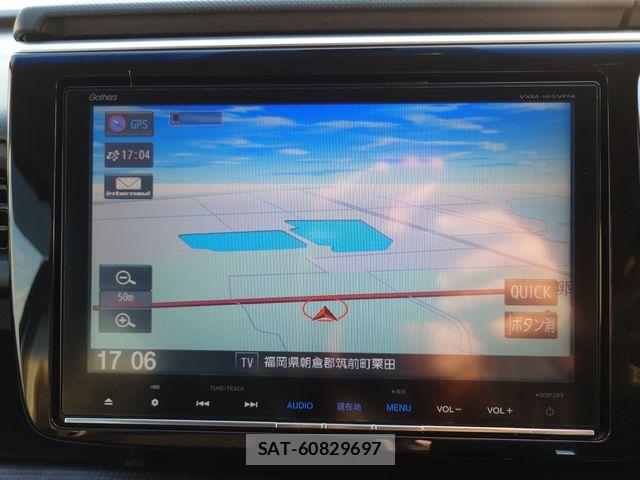 Honda STEP WGN 2016-03 8746054-14