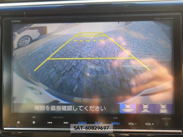 Honda STEP WGN 2016-03 8746054-15