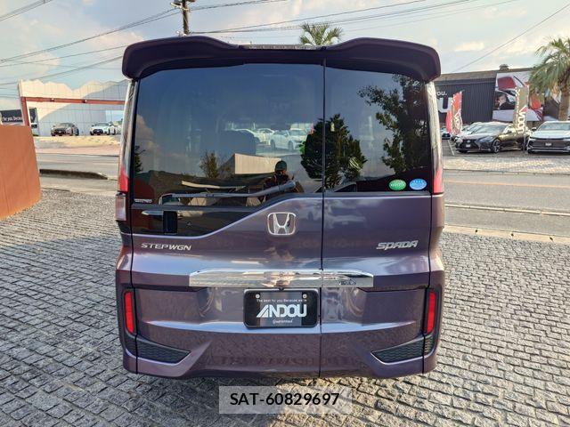 Honda STEP WGN 2016-03 8746054-6