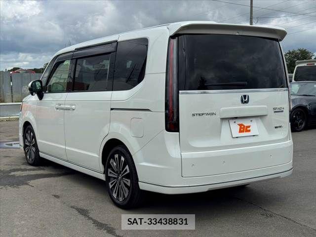 Honda STEP WGN 2022-12 8746043-12