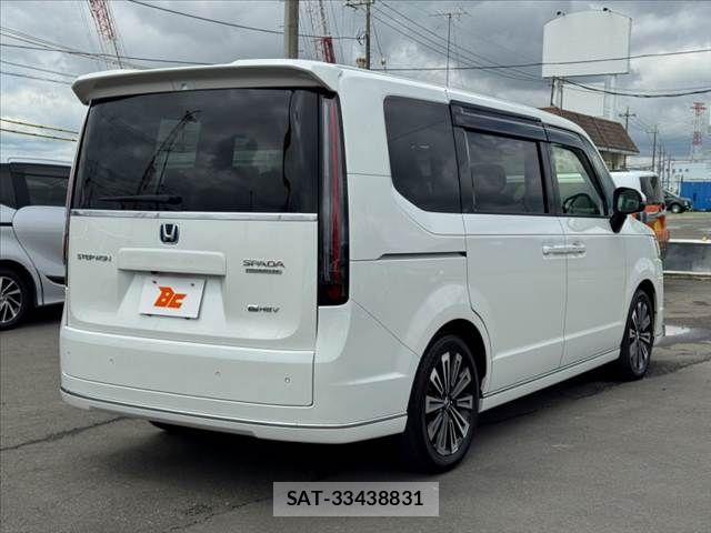 Honda STEP WGN 2022-12 8746043-14
