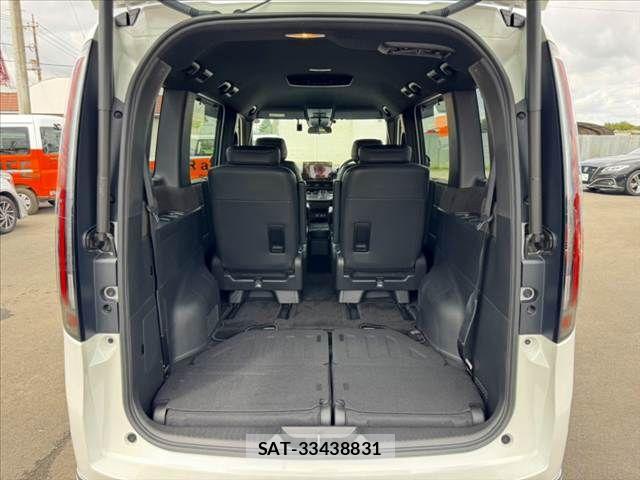 Honda STEP WGN 2022-12 8746043-19