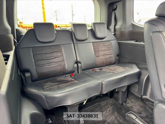 Honda STEP WGN 2022-12 8746043-21