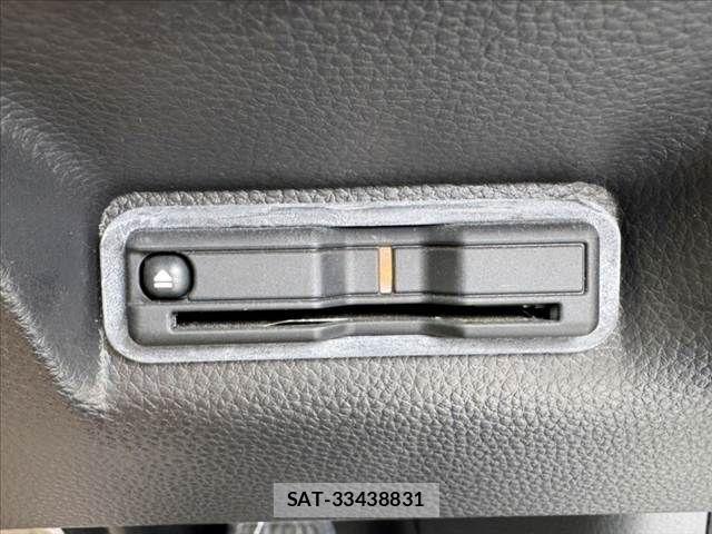 Honda STEP WGN 2022-12 8746043-27