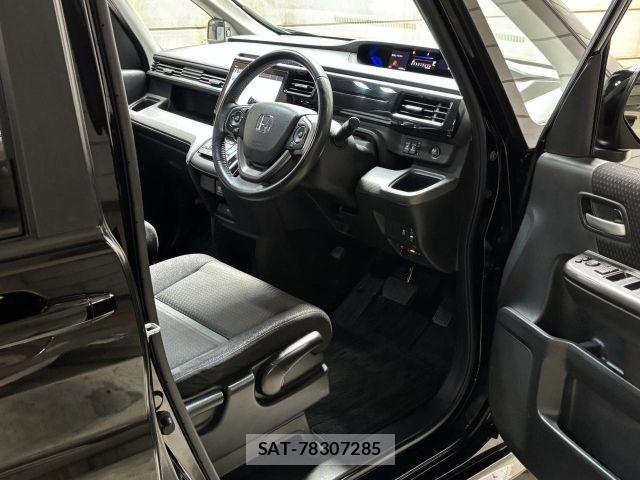 Honda STEP WGN 2018-02 8746048-3